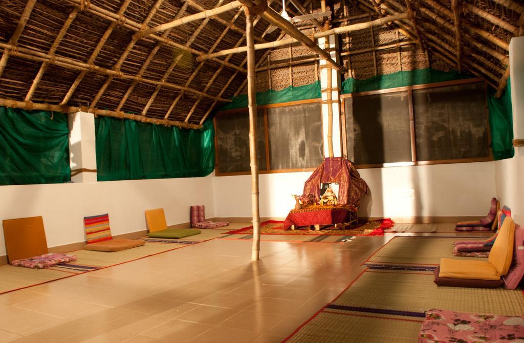 Hotel The Mountain Retreat Tiruvannāmalai Exterior foto